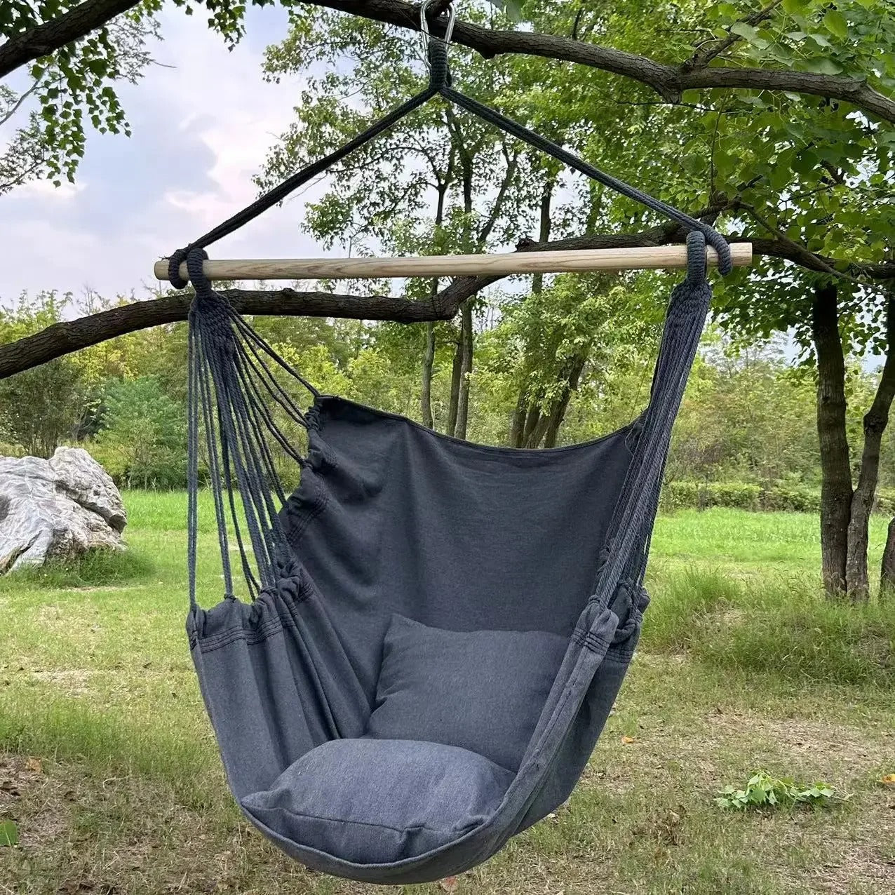 Chaise Hamac Suspendue en Tissu – 1 Place – Intérieur / Extérieur – Léger et Pliable – À Fixer